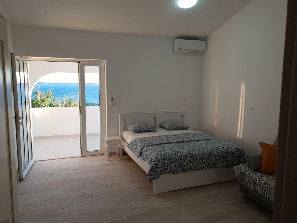 Endless Horizont Apartment รทินา ภายนอก รูปภาพ
